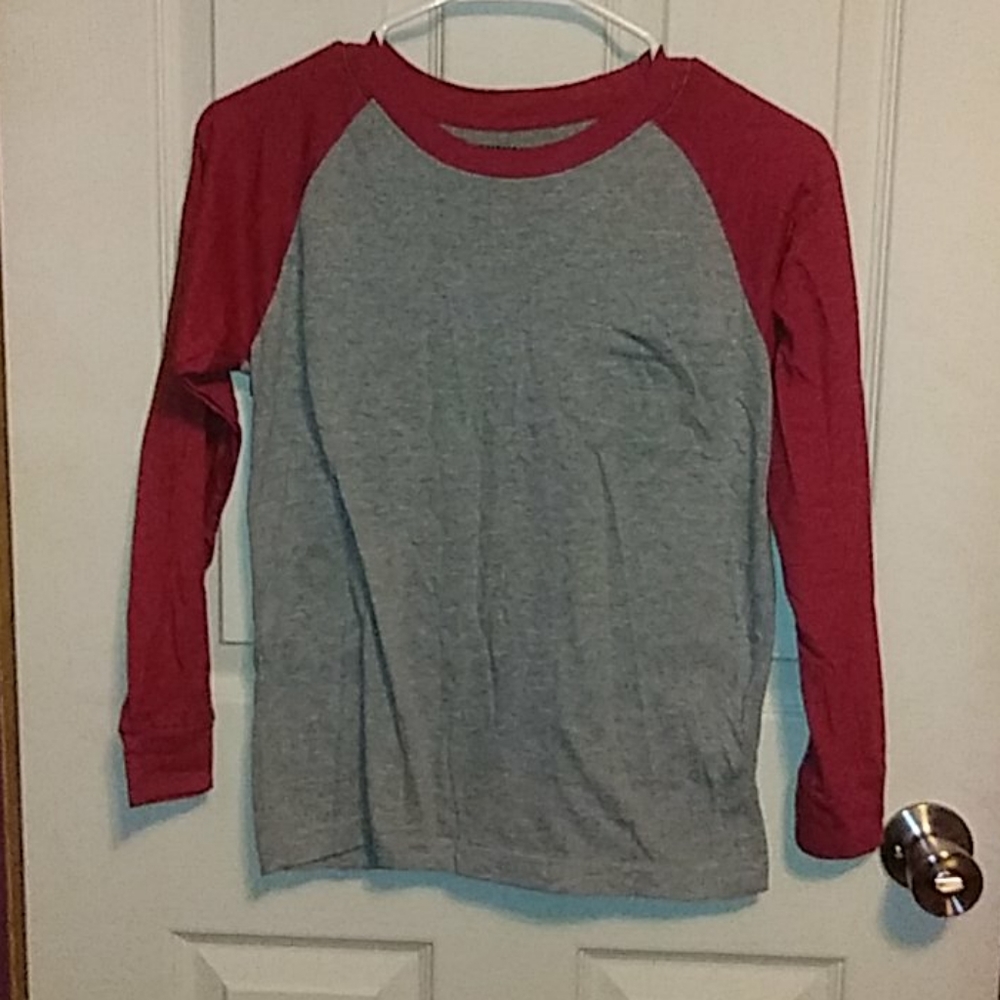 ❤5 for $25❤ Boys long sleeve shirt